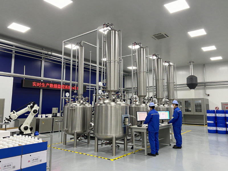 疊氮酸醫藥化工生產車間現場